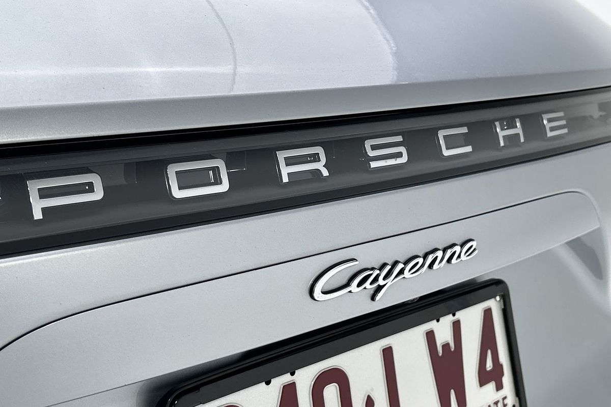 2021 Porsche Cayenne E-Hybrid 9YA MY21