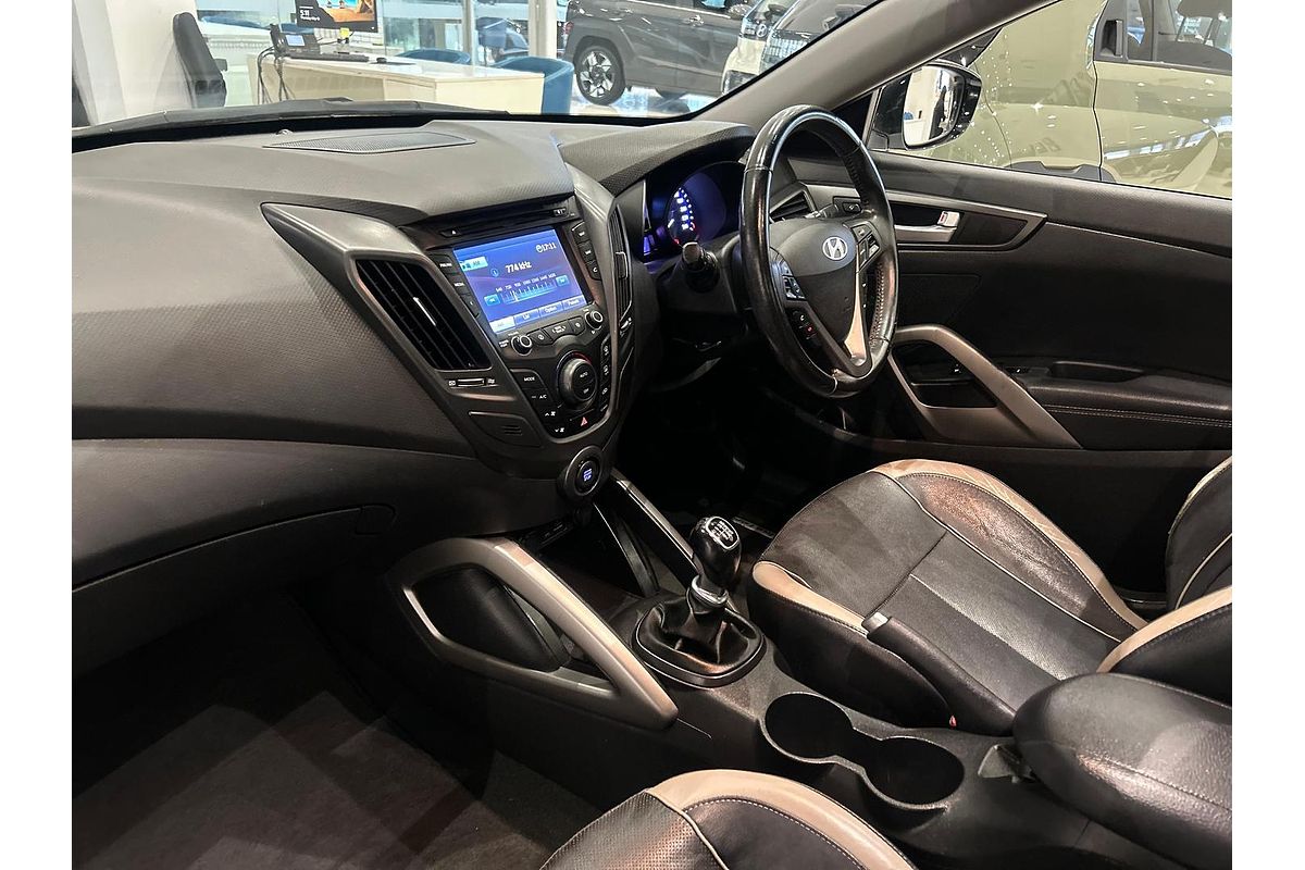 2013 Hyundai Veloster SR Turbo FS2