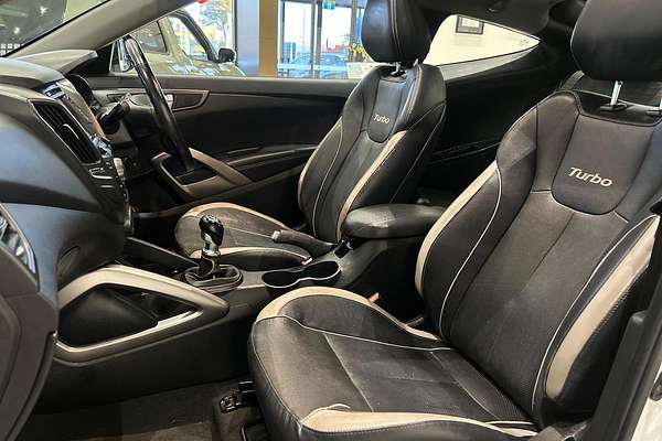 2013 Hyundai Veloster SR Turbo FS2