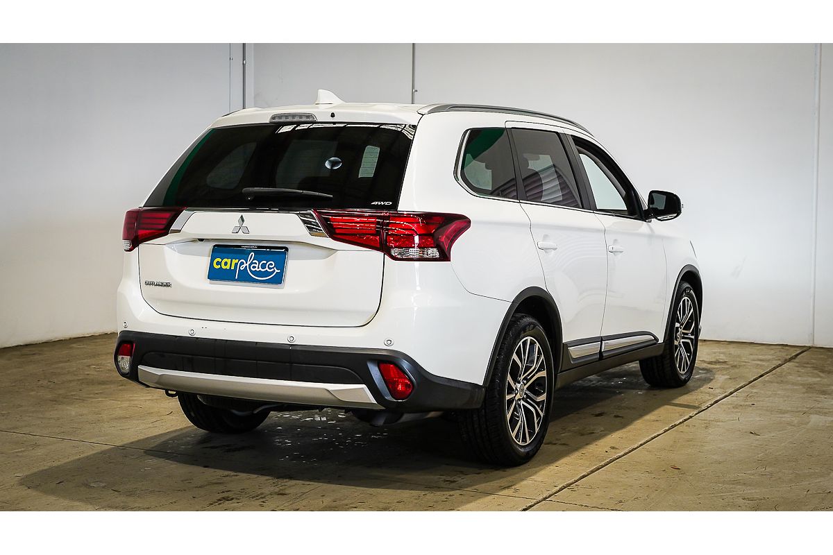 2017 Mitsubishi Outlander LS Safety Pack ZK