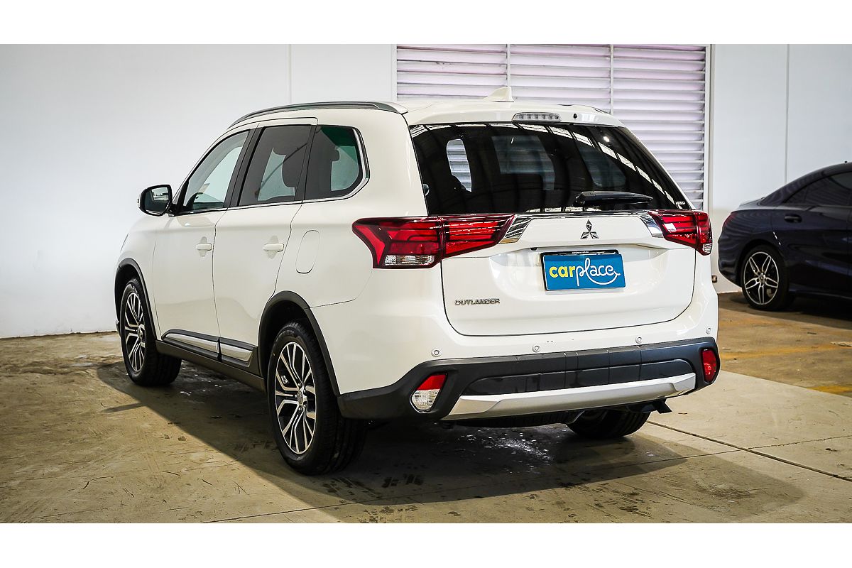 2017 Mitsubishi Outlander LS Safety Pack ZK