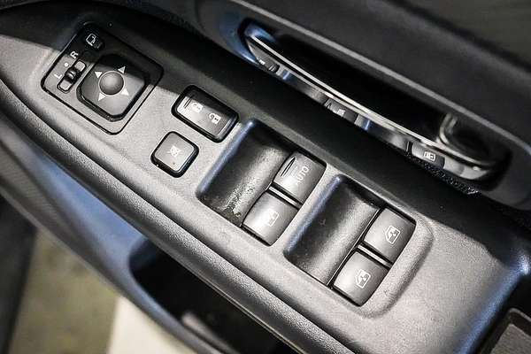 2017 Mitsubishi Outlander LS Safety Pack ZK