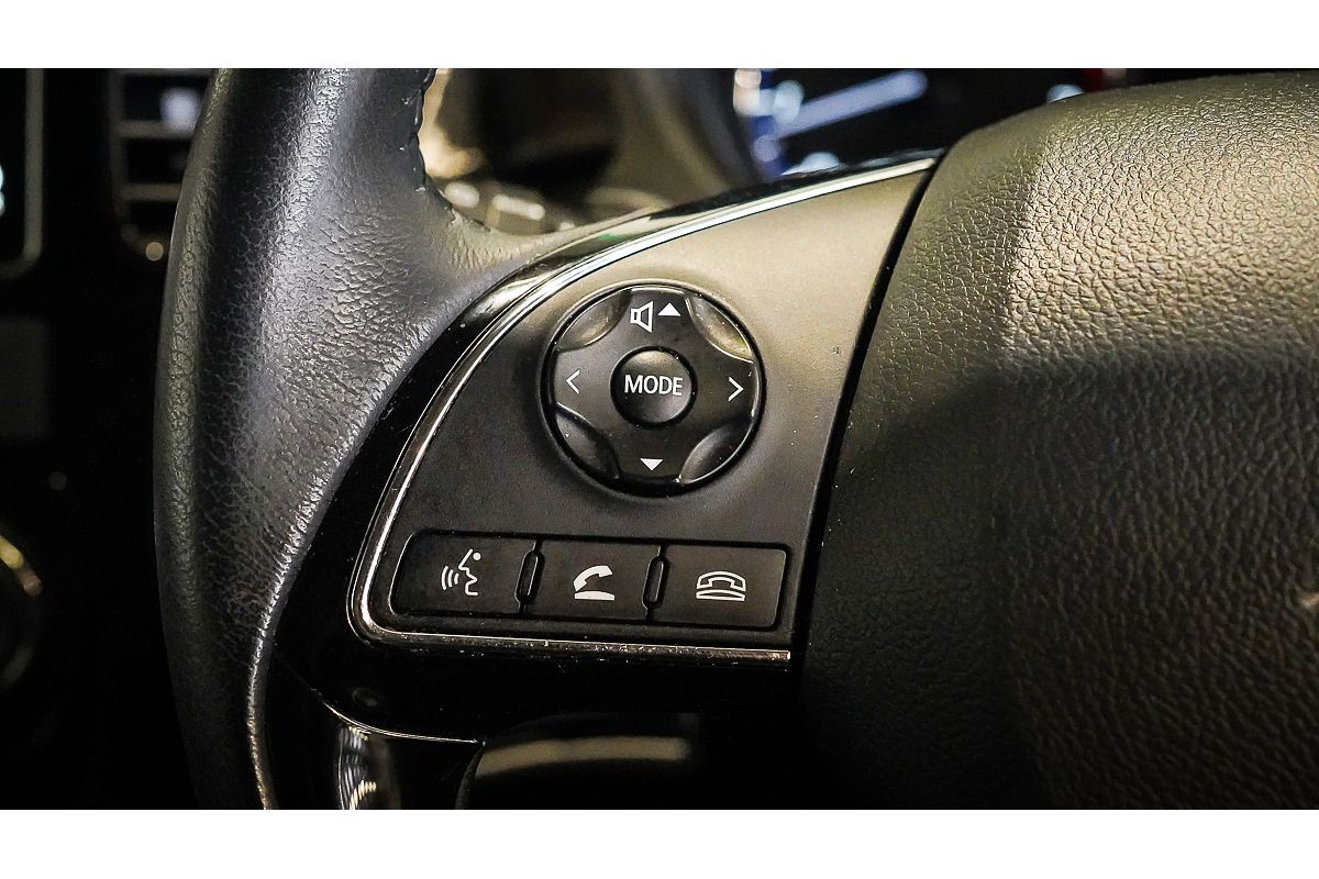 2017 Mitsubishi Outlander LS Safety Pack ZK
