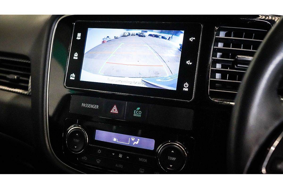 2017 Mitsubishi Outlander LS Safety Pack ZK