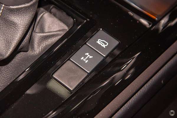 2025 Isuzu D-MAX LS-U 4X4