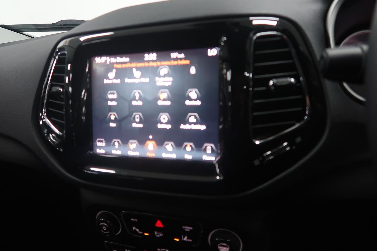 2018 Jeep Compass Limited M6