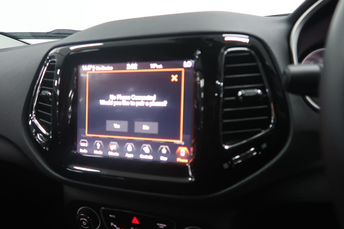2018 Jeep Compass Limited M6