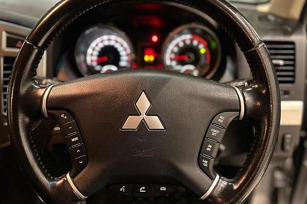 2019 Mitsubishi Pajero GLX NX