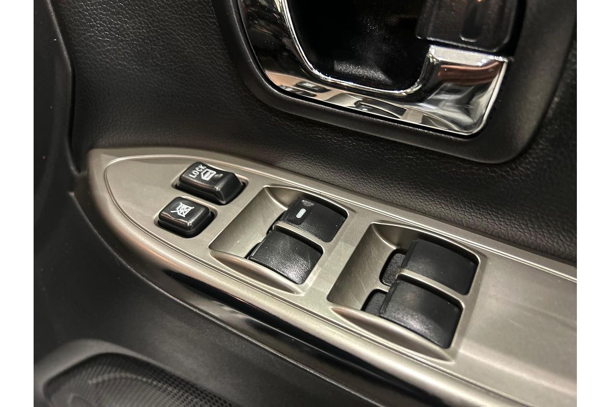 2019 Mitsubishi Pajero GLX NX