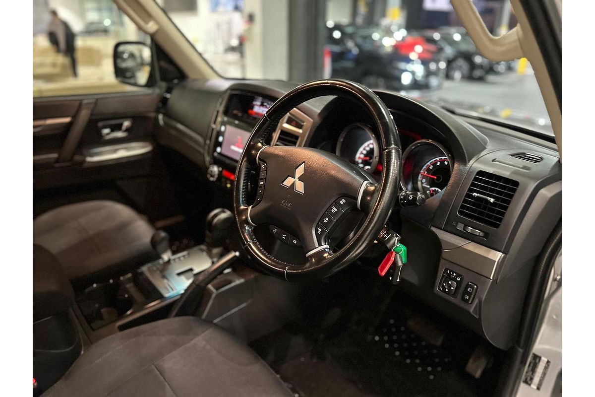 2019 Mitsubishi Pajero GLX NX