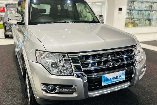2019 Mitsubishi Pajero GLX NX