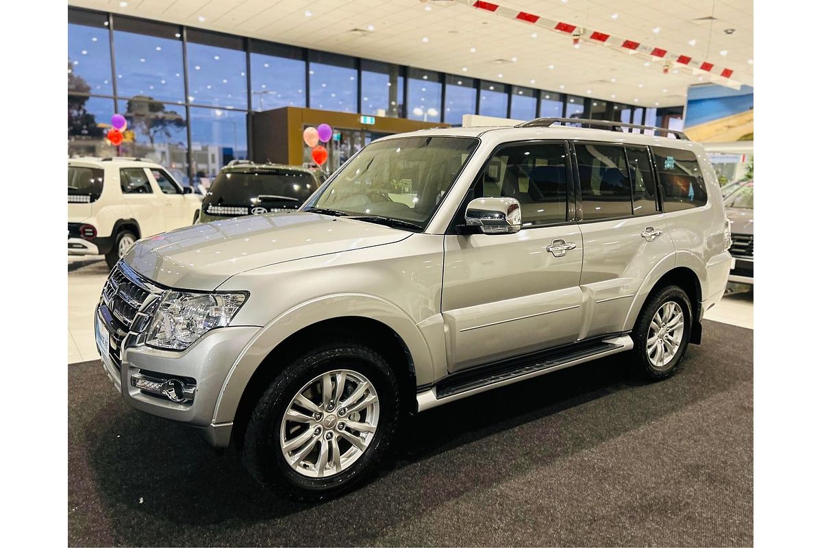 2019 Mitsubishi Pajero GLX NX