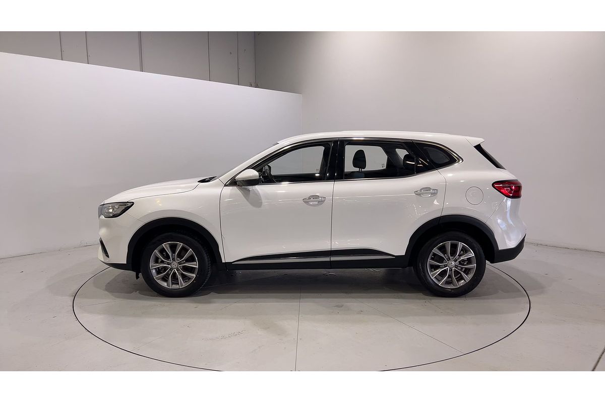 2021 MG HS Core SAS23