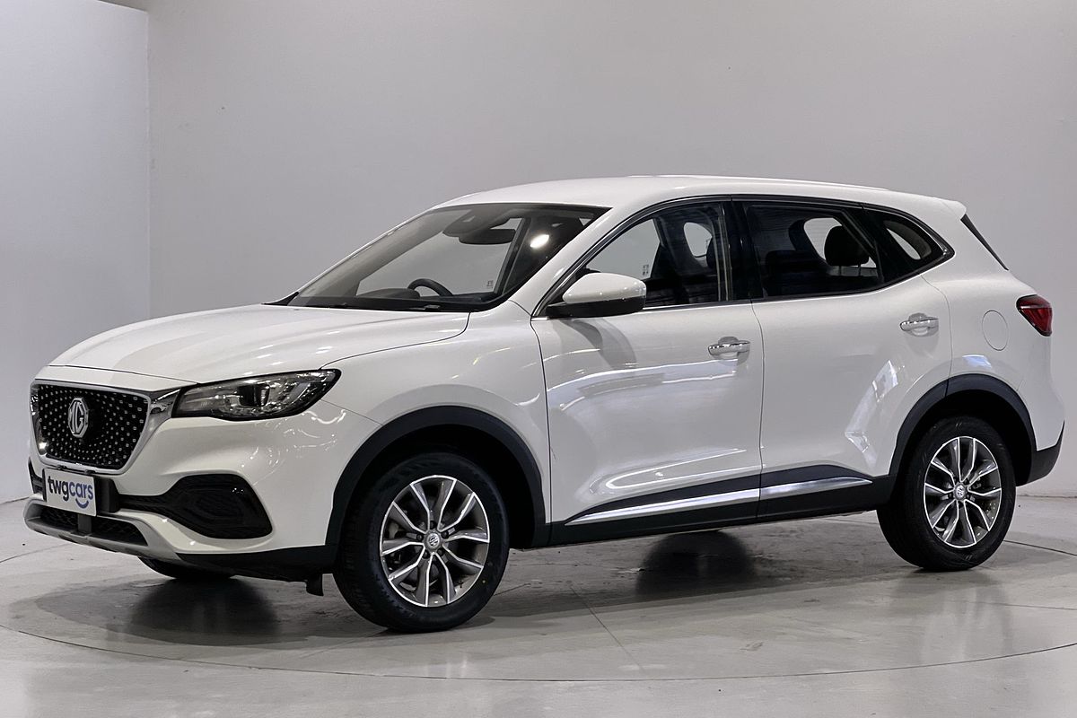 2021 MG HS Core SAS23