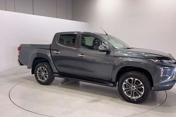 2022 Mitsubishi Triton GLS MR 4X4