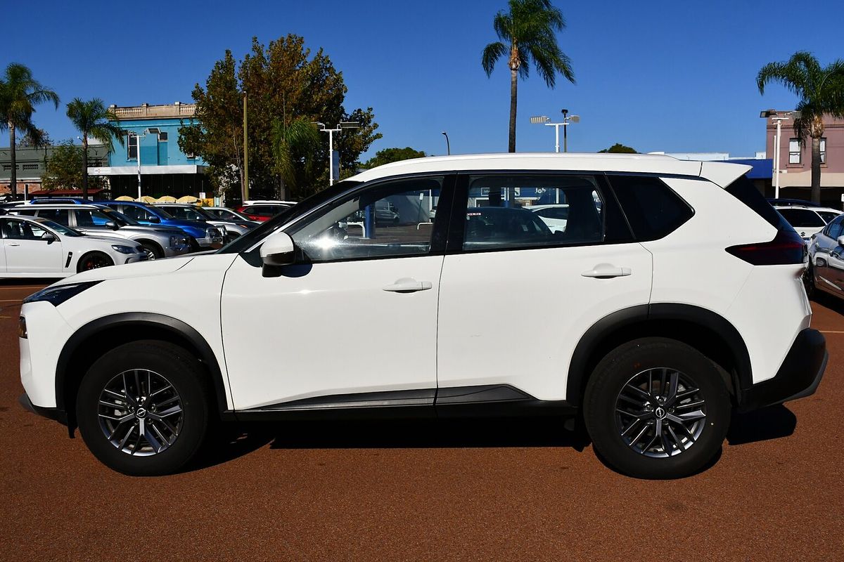 2023 Nissan X-TRAIL ST T33