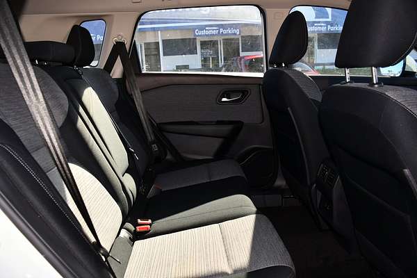 2023 Nissan X-TRAIL ST T33