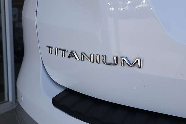 2017 Ford Everest Titanium UA