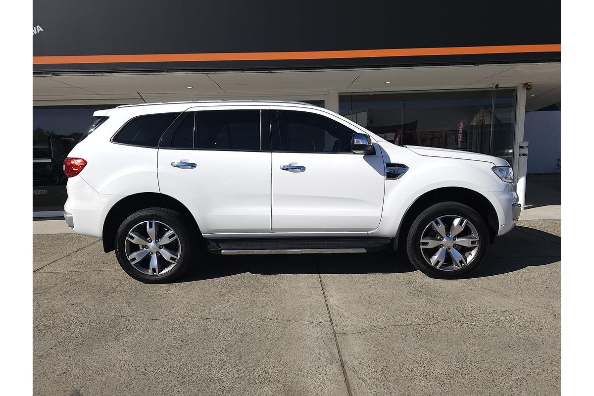 2017 Ford Everest Titanium UA