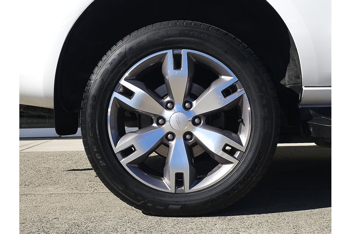 2017 Ford Everest Titanium UA