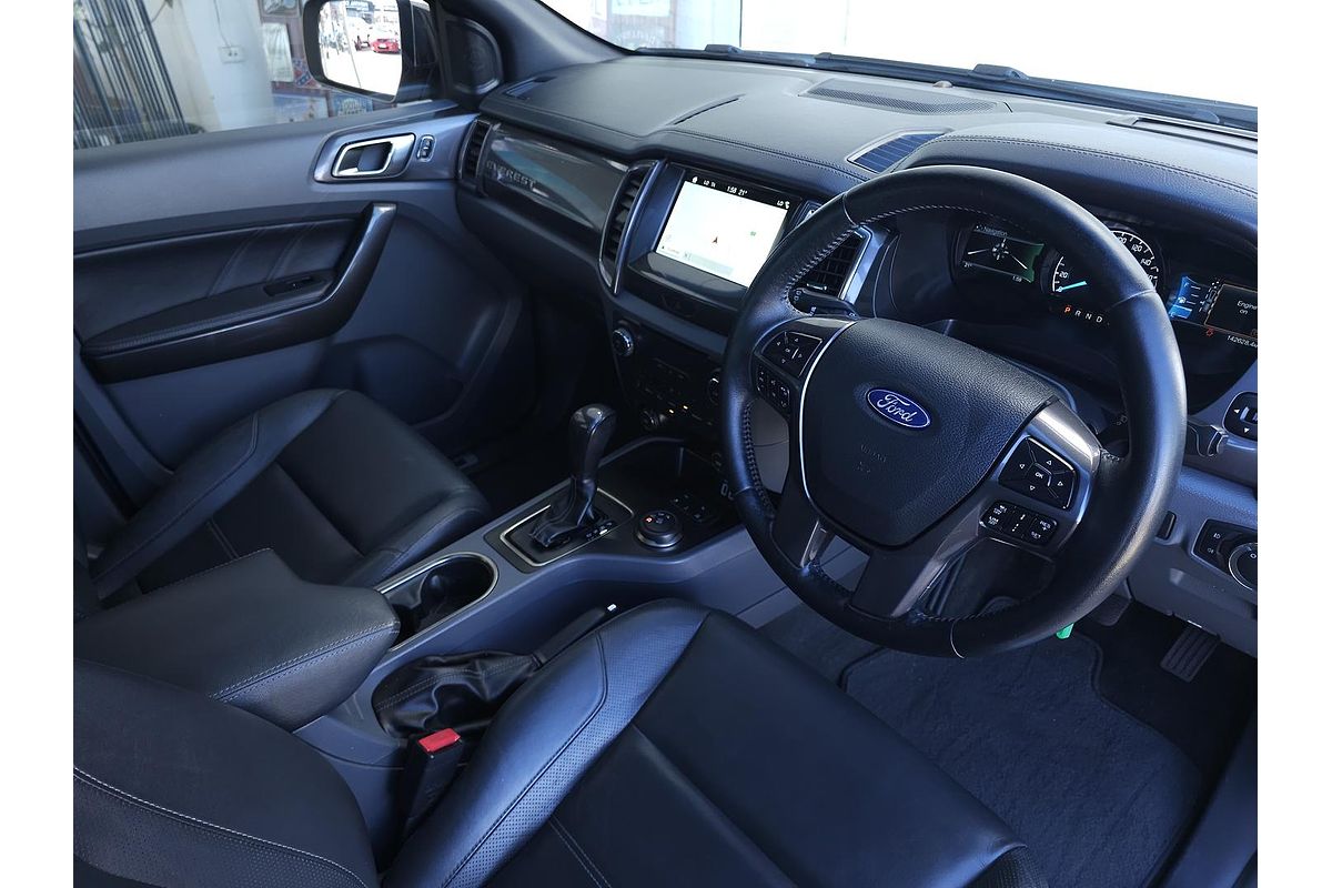 2017 Ford Everest Titanium UA