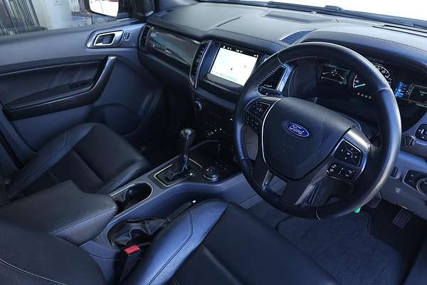 2017 Ford Everest Titanium UA