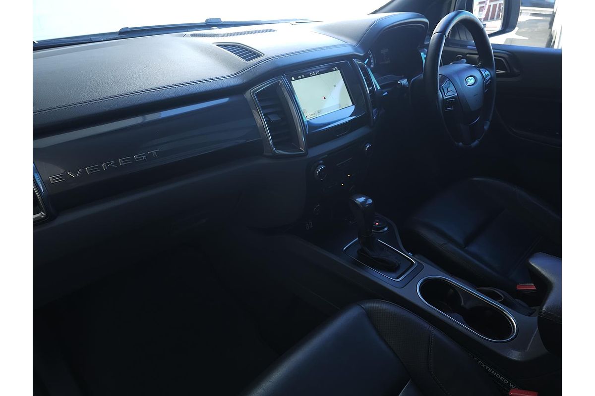 2017 Ford Everest Titanium UA