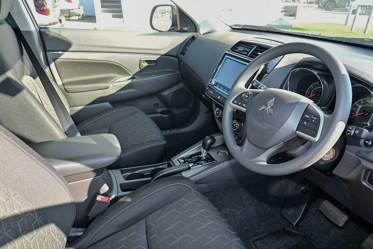 2024 Mitsubishi ASX GS XD