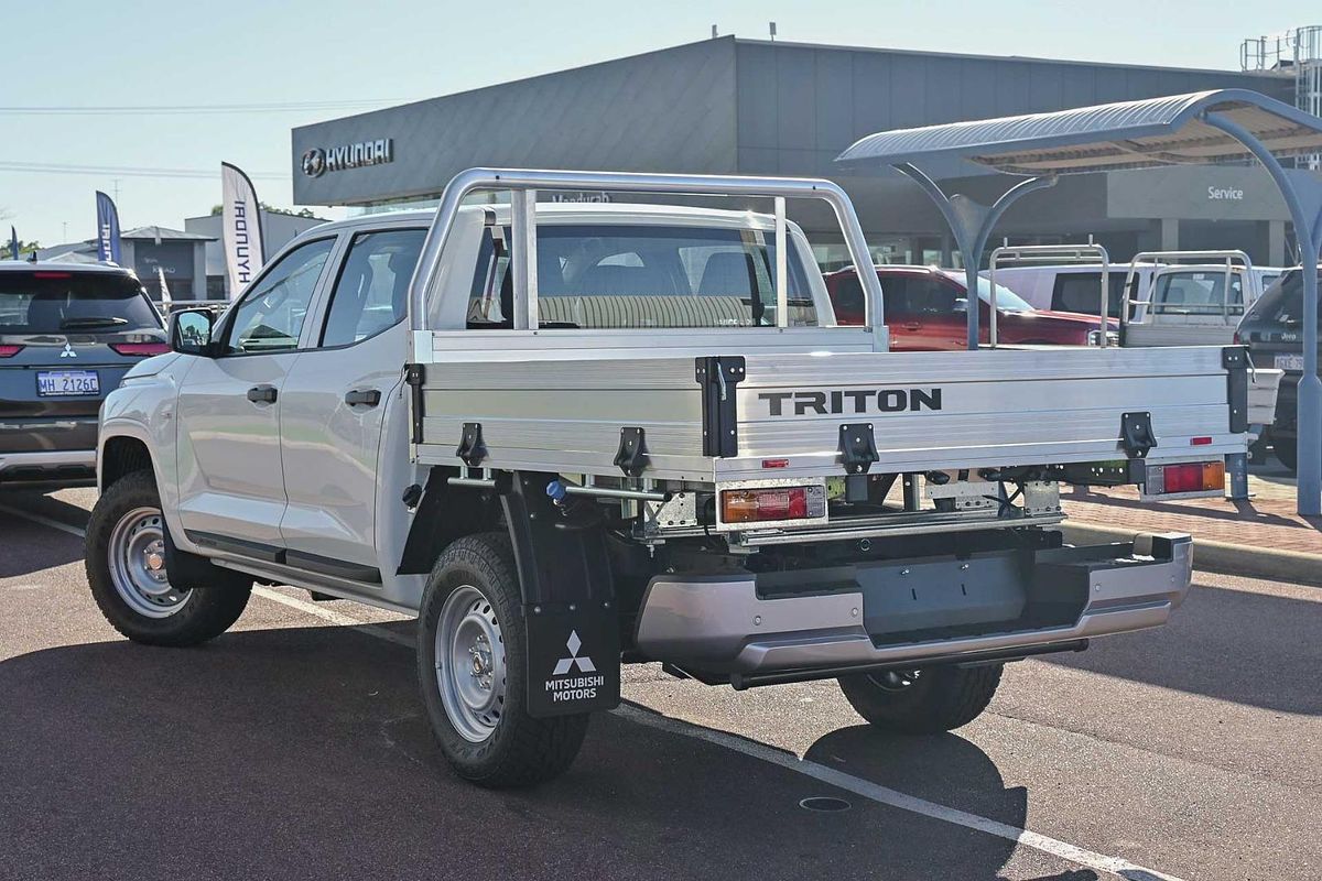 2024 Mitsubishi Triton GLX MV 4X4