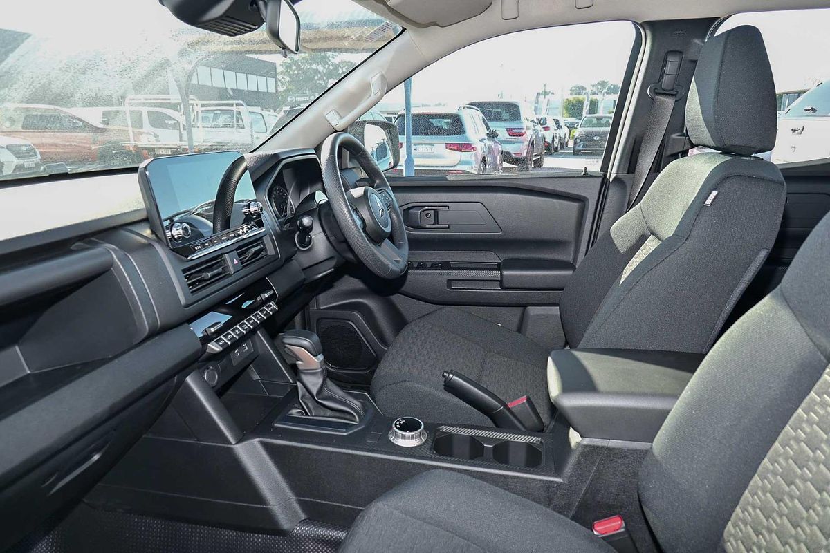 2024 Mitsubishi Triton GLX MV 4X4