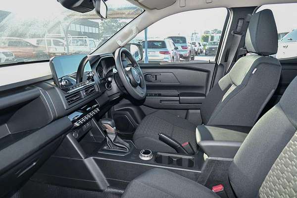 2024 Mitsubishi Triton GLX MV 4X4