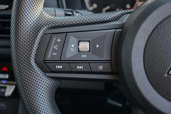 2024 Mitsubishi Triton GLX MV 4X4