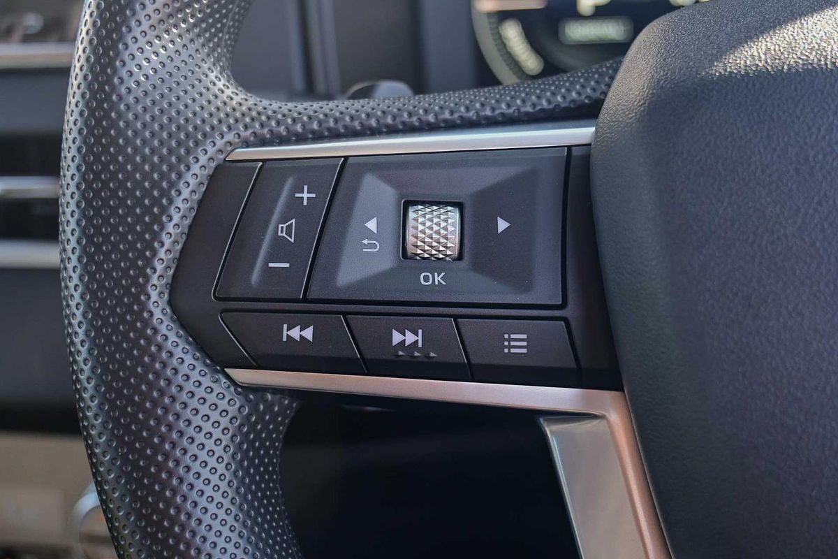 2024 Mitsubishi Outlander PHEV ES ZM