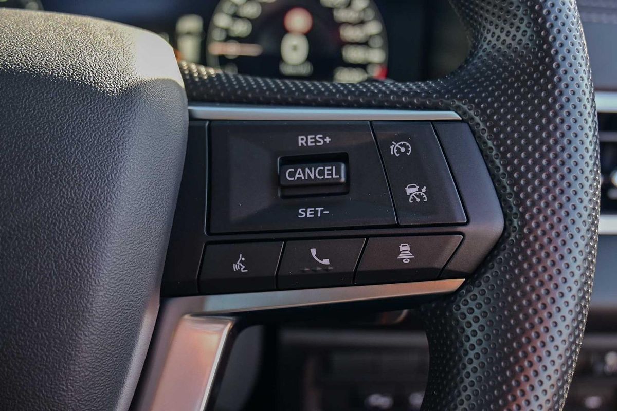 2024 Mitsubishi Outlander PHEV ES ZM