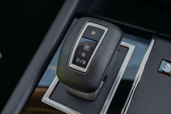 2024 Mitsubishi Outlander PHEV ES ZM