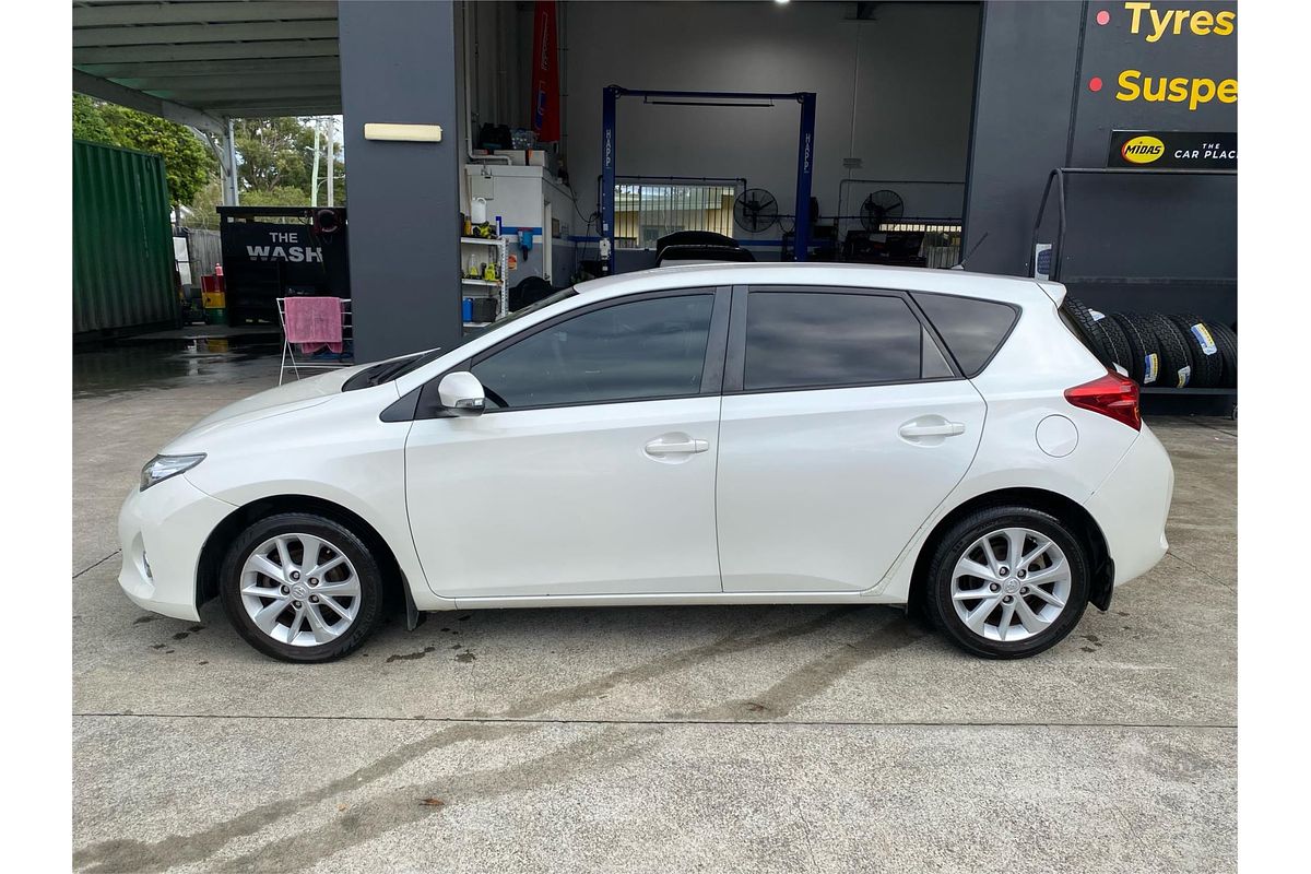 2013 Toyota Corolla Ascent Sport ZRE182R
