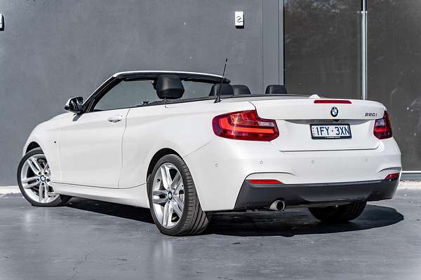 2016 BMW 2 Series 220i M Sport F23