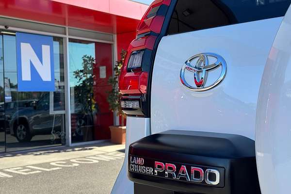2022 Toyota Landcruiser Prado Kakadu GDJ150R