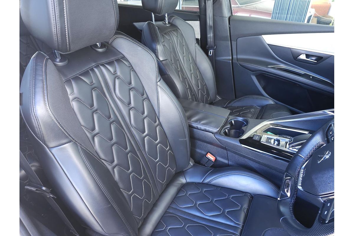 2018 Peugeot 5008 GT P87