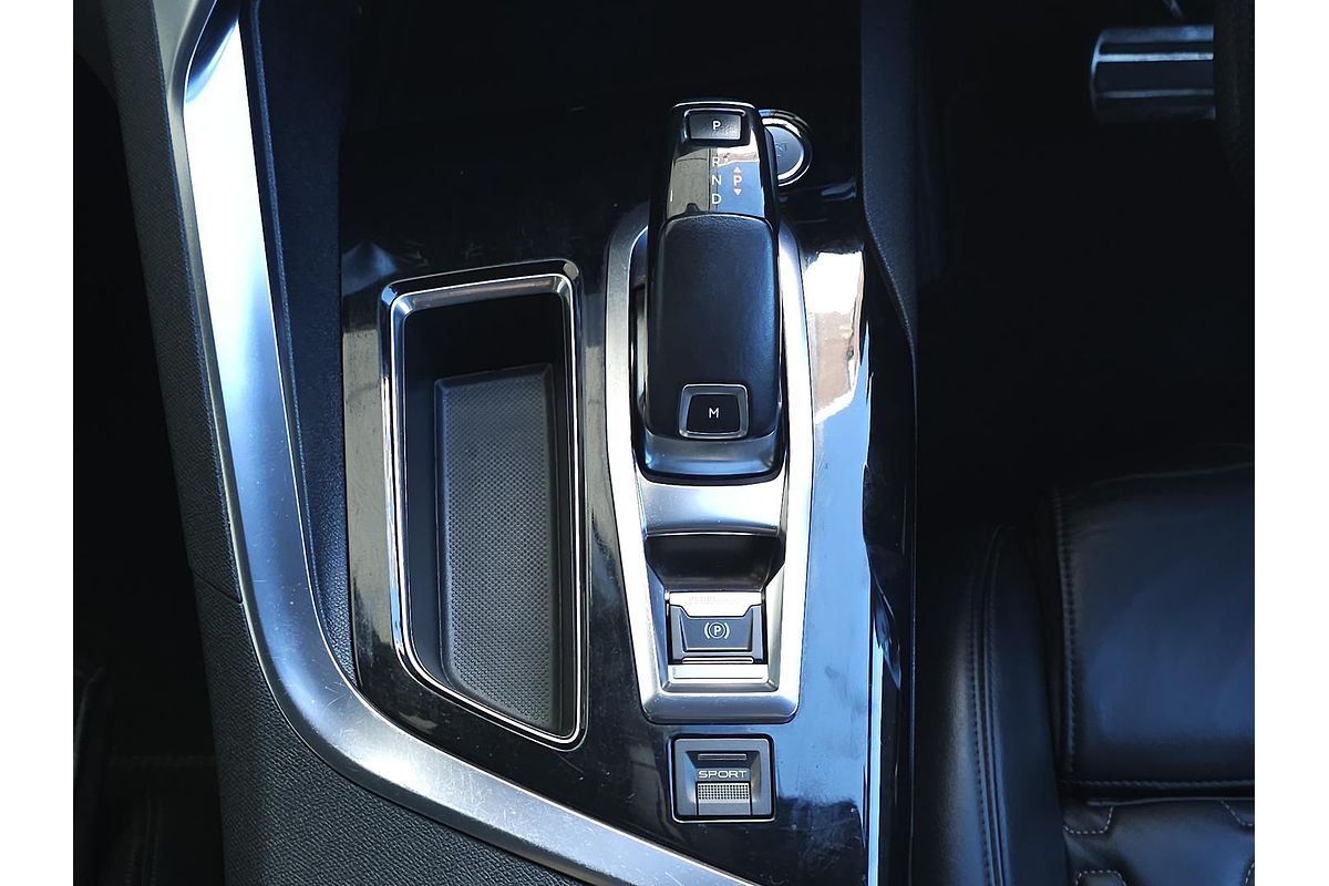 2018 Peugeot 5008 GT P87