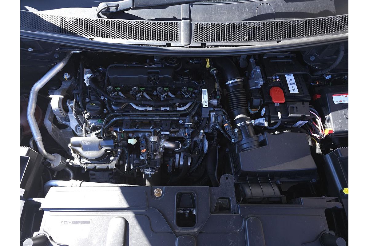 2018 Peugeot 5008 GT P87