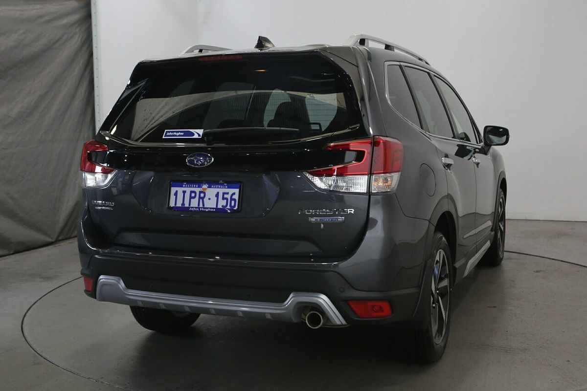 2023 Subaru Forester Hybrid S S5