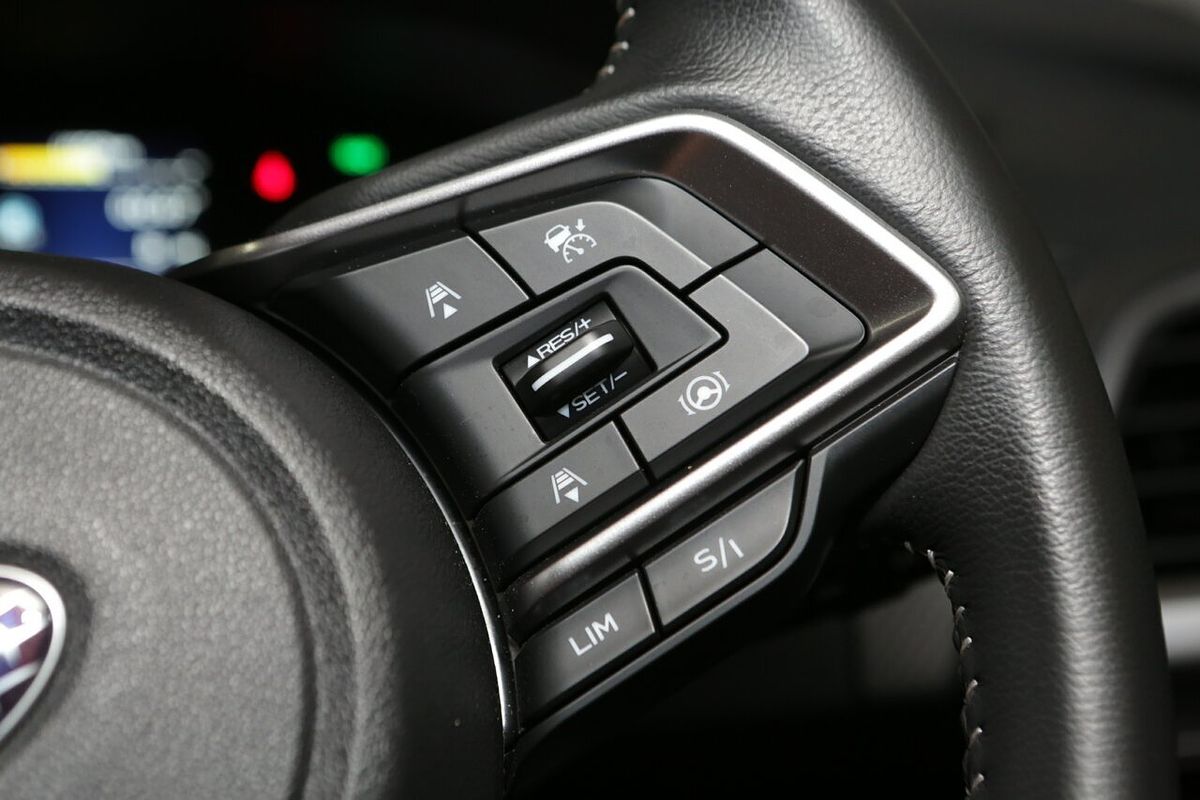 2023 Subaru Forester Hybrid S S5