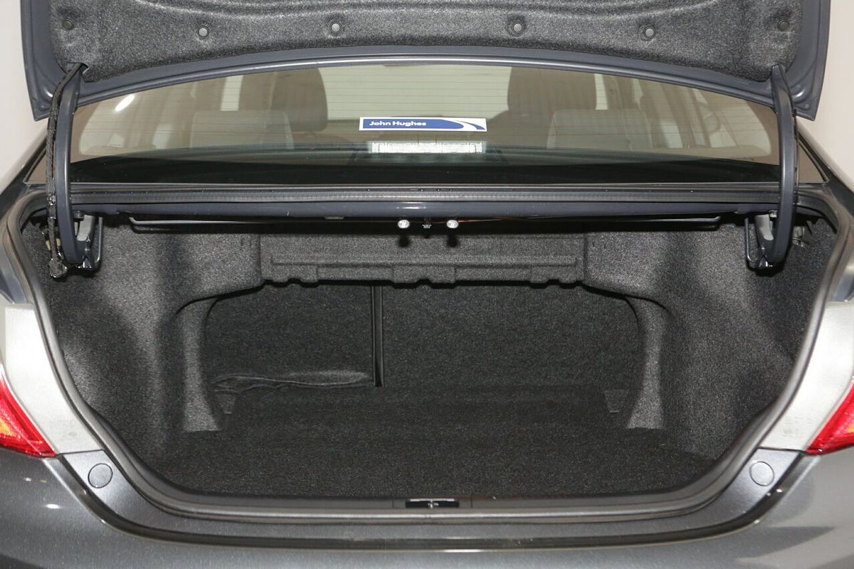 2013 Toyota Camry Atara S ASV50R