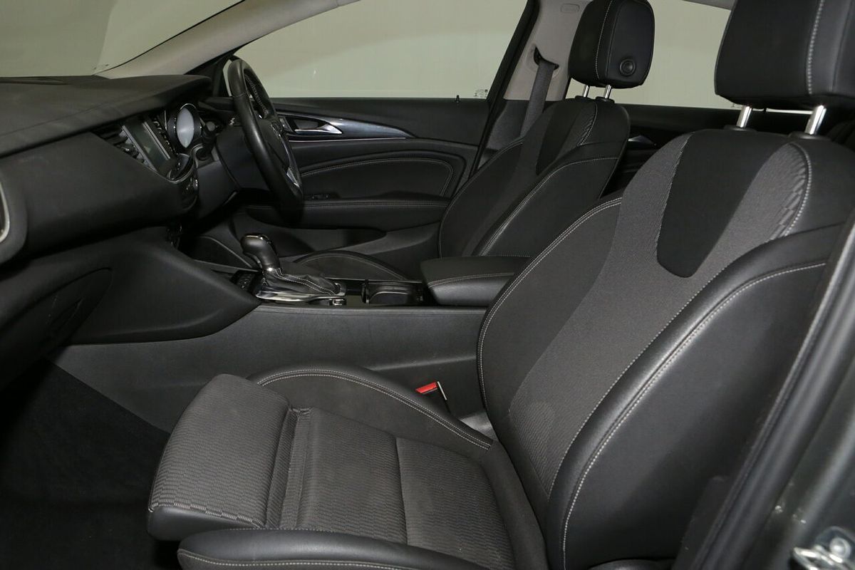2018 Holden Commodore RS ZB