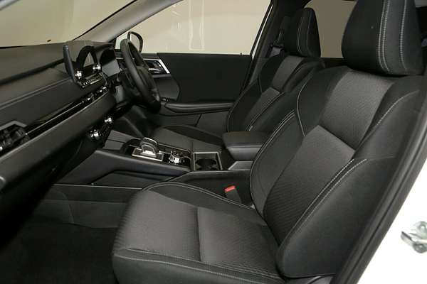 2024 Mitsubishi Outlander LS ZM