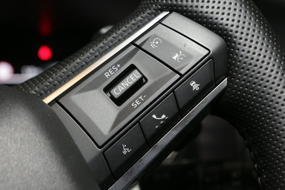 2024 Mitsubishi Outlander LS ZM