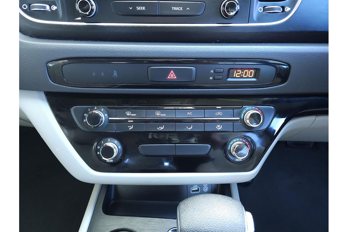 2018 Kia Carnival S YP