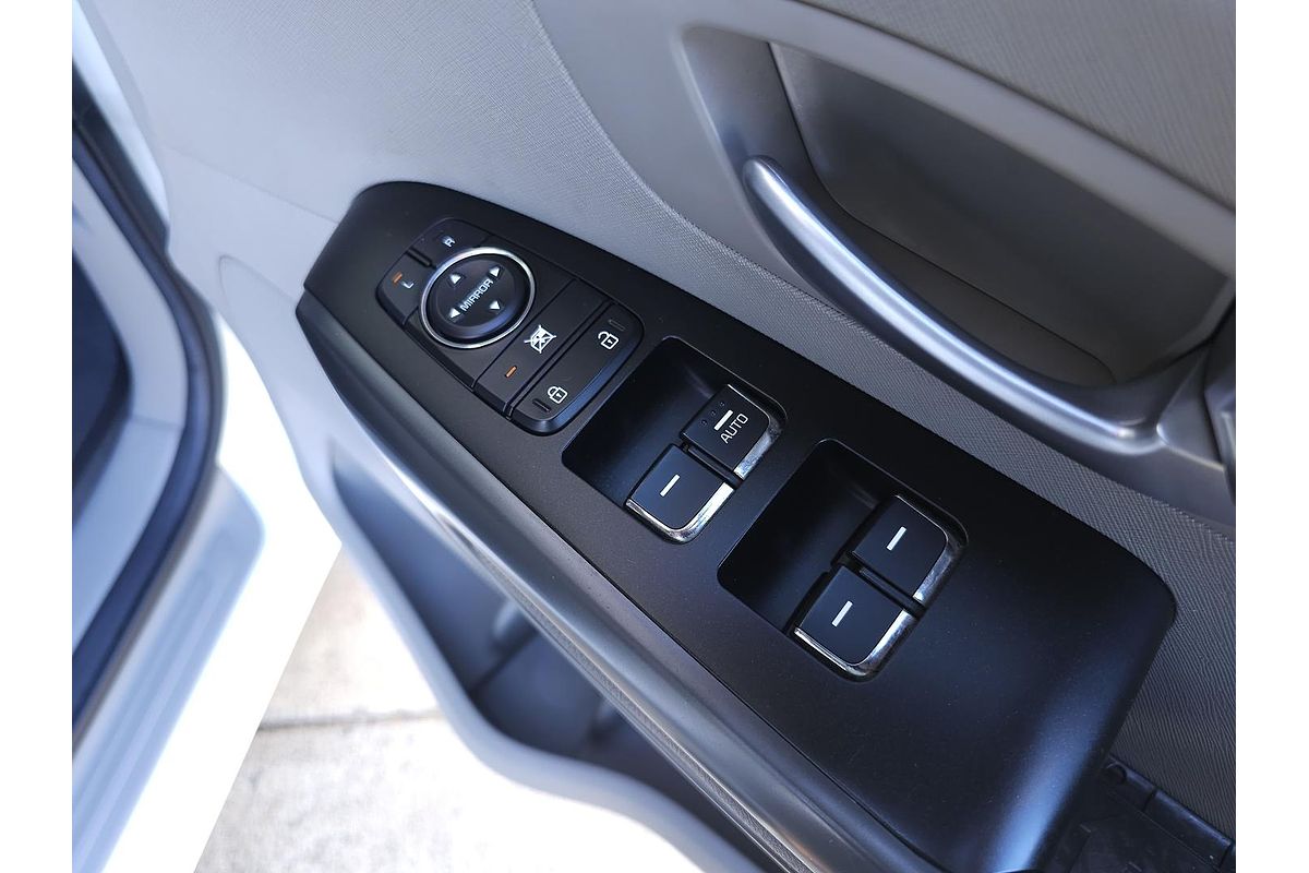 2018 Kia Carnival S YP