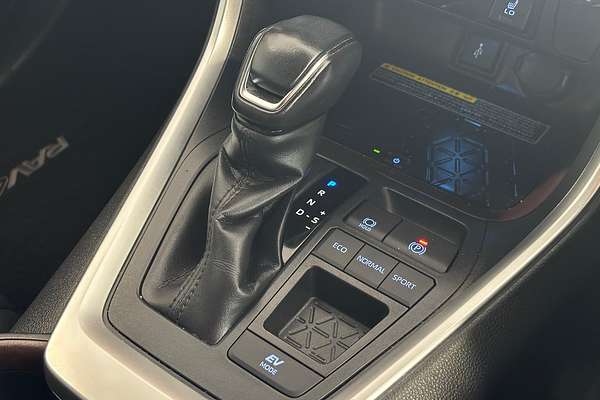 2021 Toyota RAV4 Cruiser AXAH52R